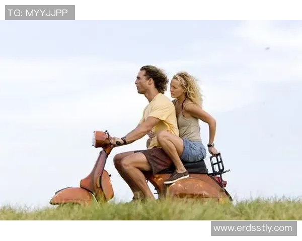 杨静独家揭秘网球技巧与心得分享助你提升球技的秘诀